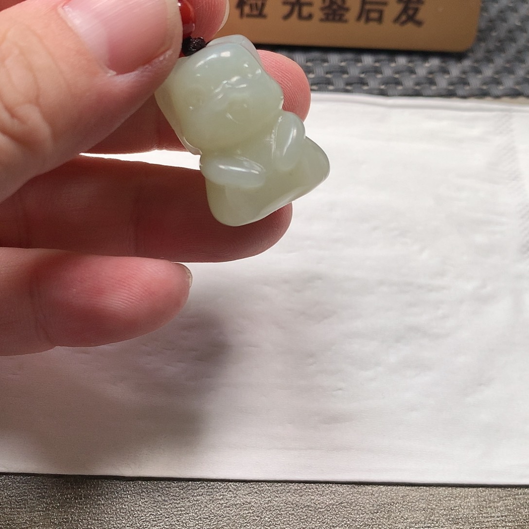 颈饰未镶嵌和田玉皮卡丘