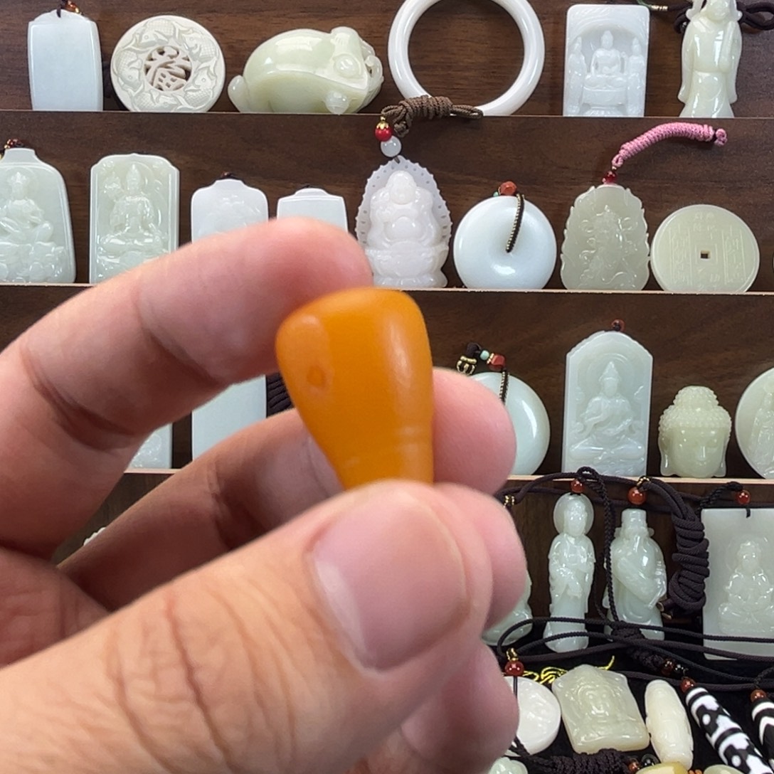 琥珀未镶嵌颈饰三通