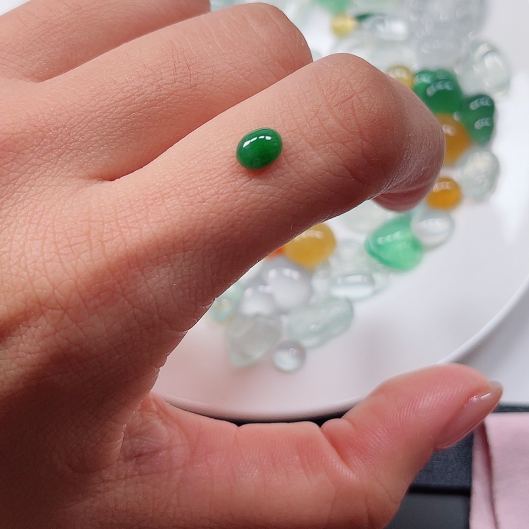 翡翠裸石纯天然A货缅甸翡翠