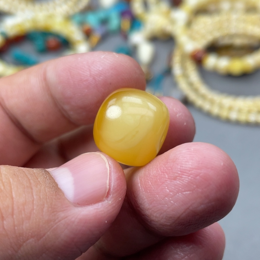 琥珀珠宝奇石未镶嵌130