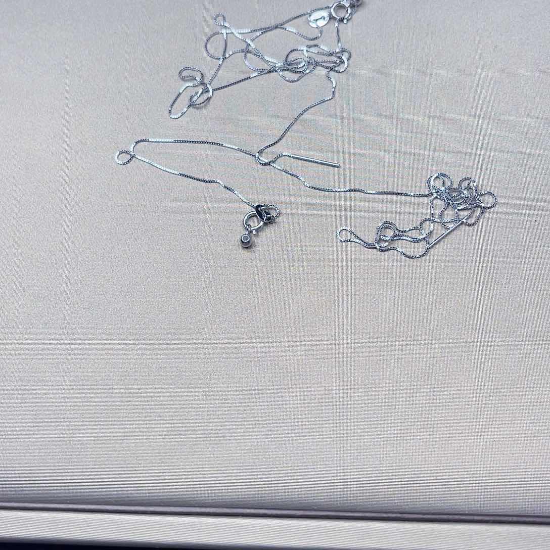 无非金属大*项链两条