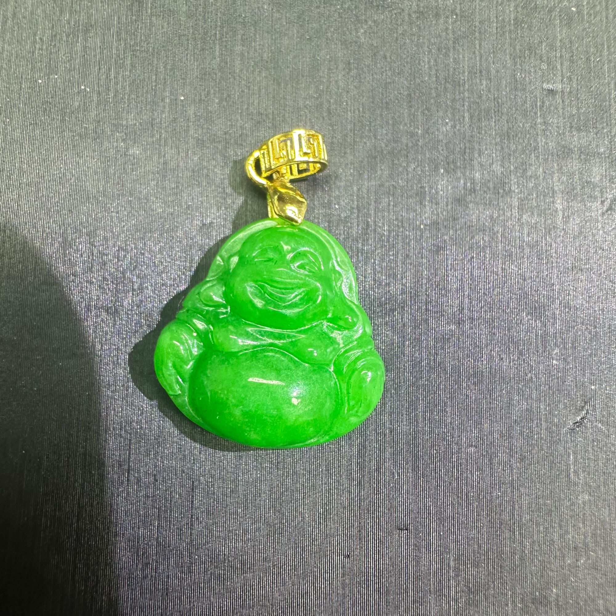 翡翠满绿小佛公吊坠H131