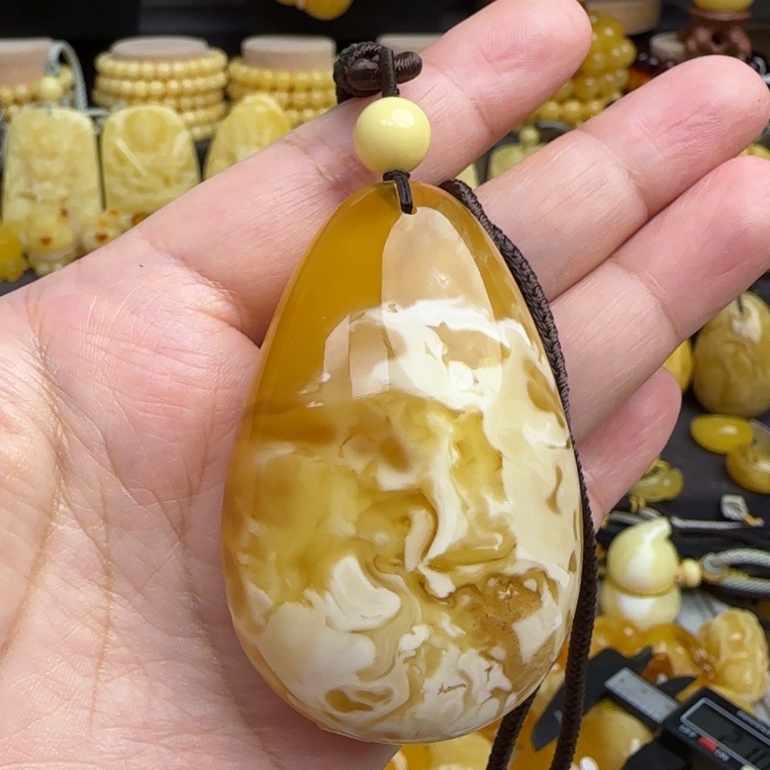 未镶嵌套链蜜蜡天然俄料金瓷白妖花蜜蜡水滴吊坠