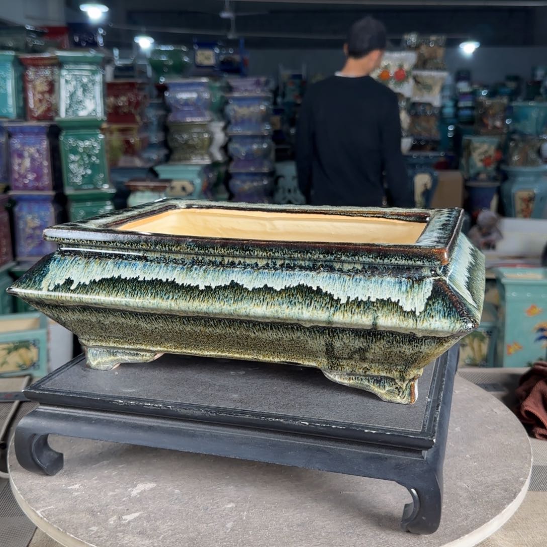 一风堂石湾花盆。