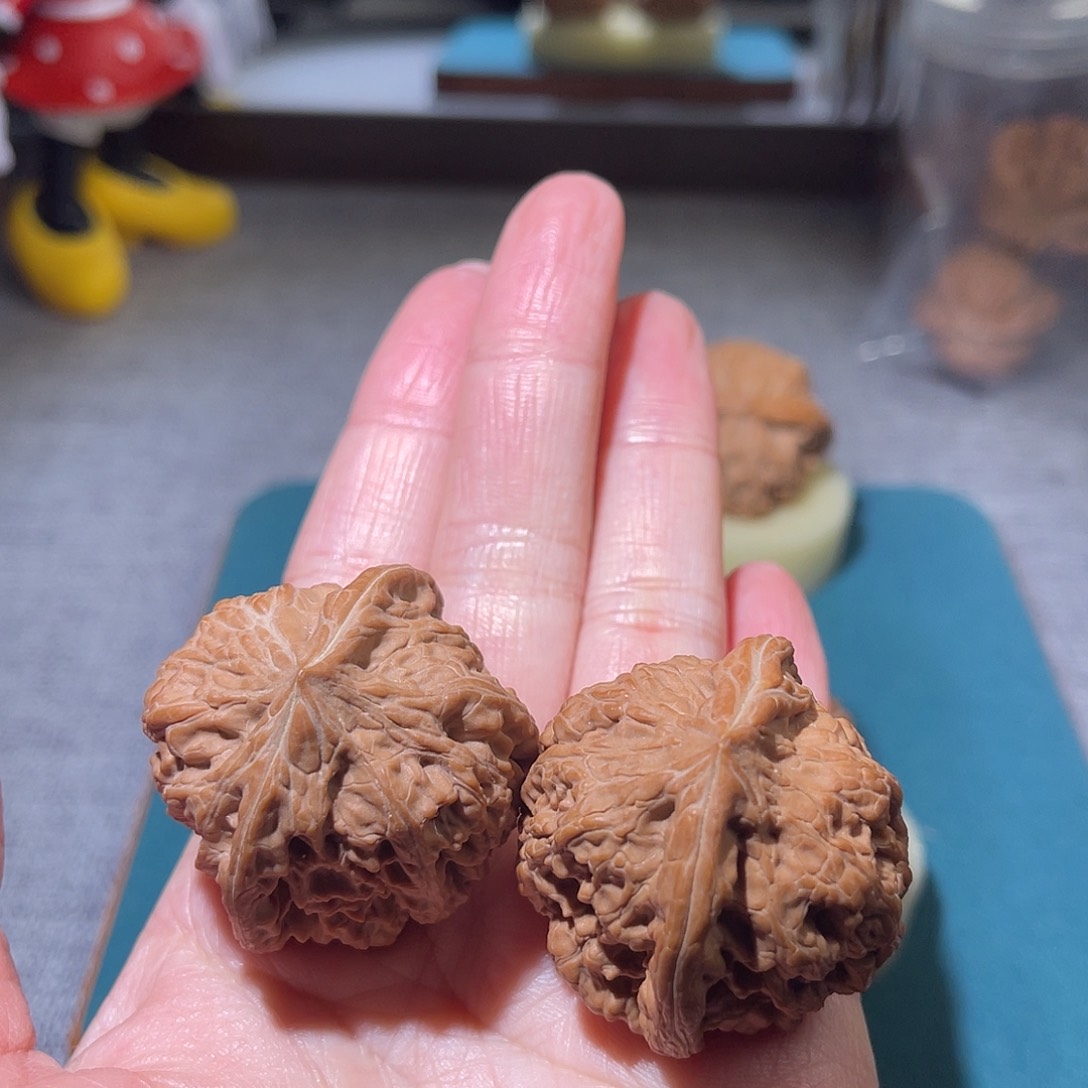 吊坠文玩核桃41平谷凹底红皮