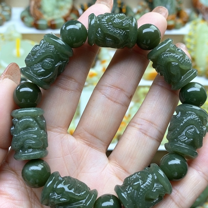 手串未镶嵌透闪石质玉