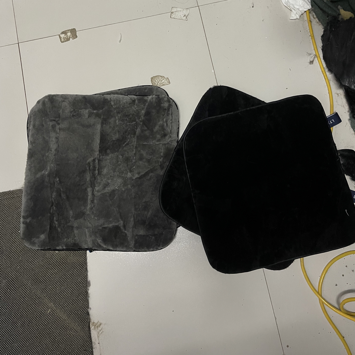 包边澳洲纯羊皮毛一体汽车座垫汽车坐垫颜色随机冬季适用带衬布