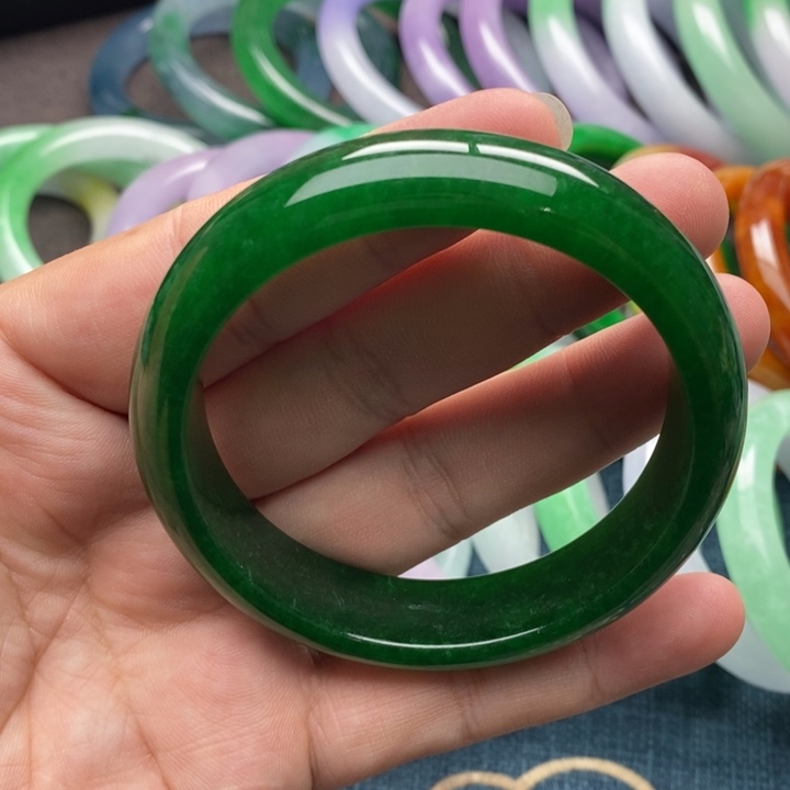 楠***i仿水晶非金属高端手镯11