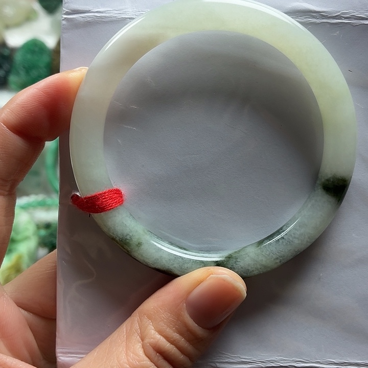 独山玉未镶嵌吊坠