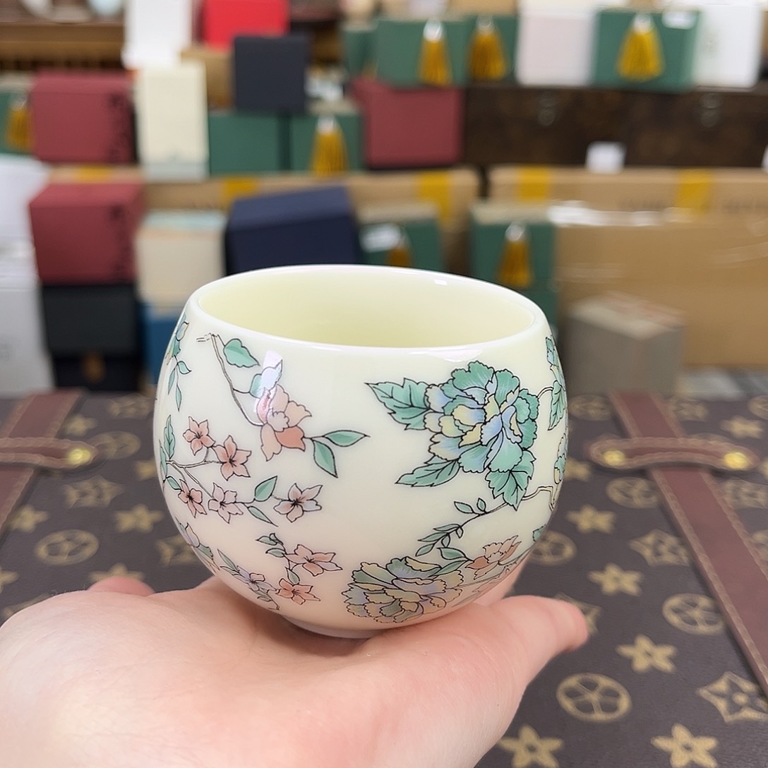 杯子哈哈哈哈哈哈哈