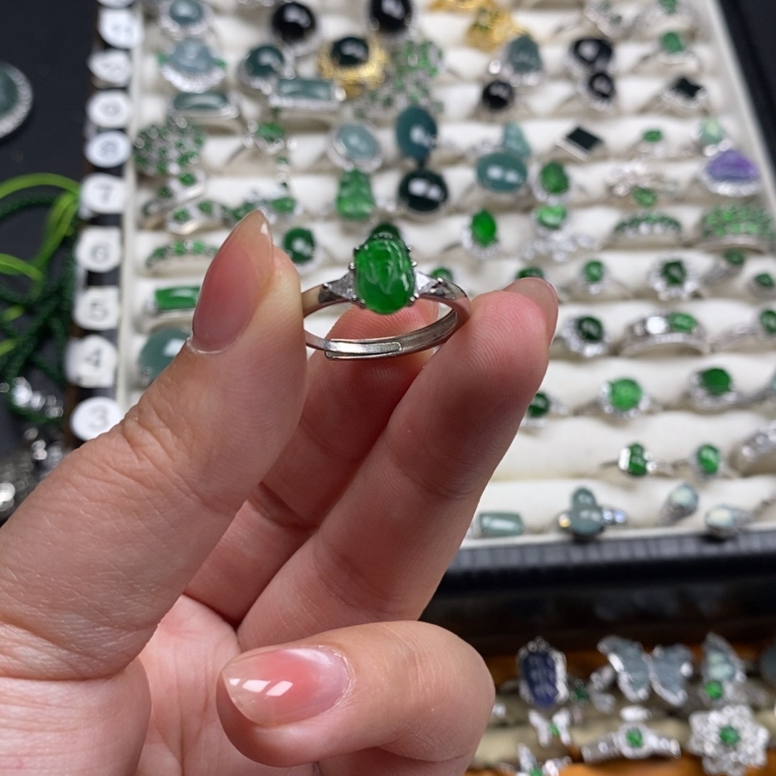 未镶嵌挂件翡翠翡翠