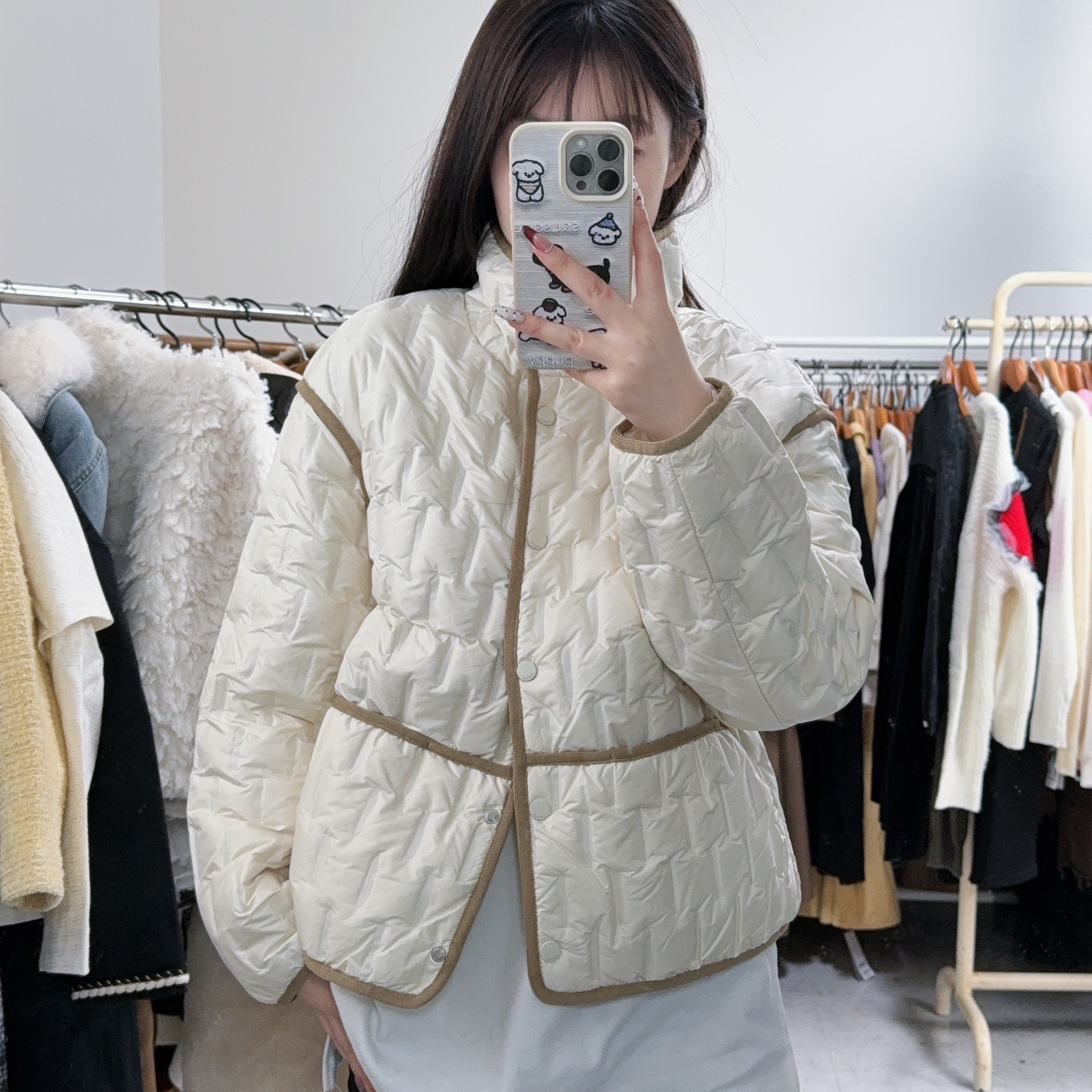 Lagogo/拉谷谷轻奢短款羽绒服女冬季小个子简约休闲MCYY23XA79