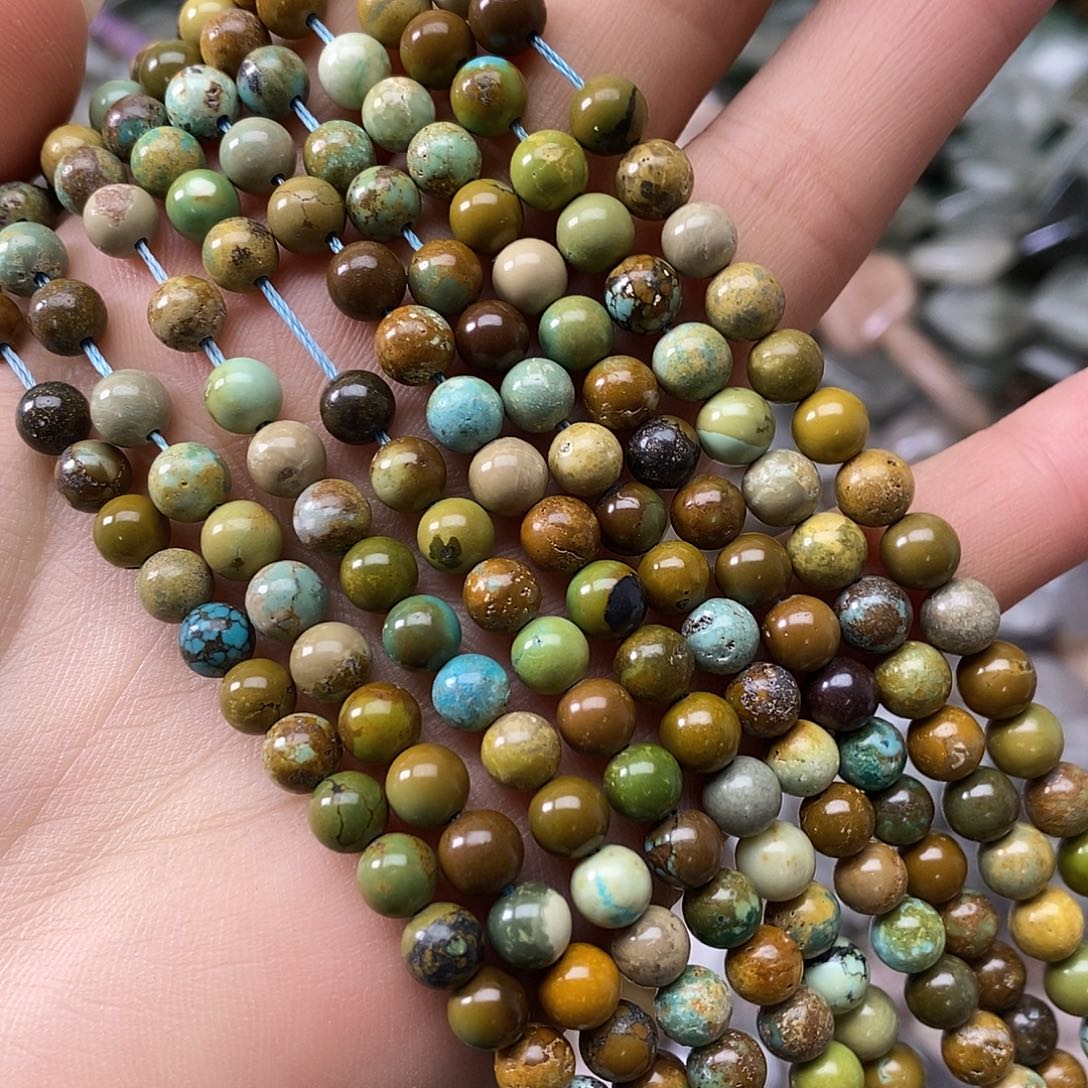 玛瑙/玉髓未镶嵌珠宝半成品卡五点多一条