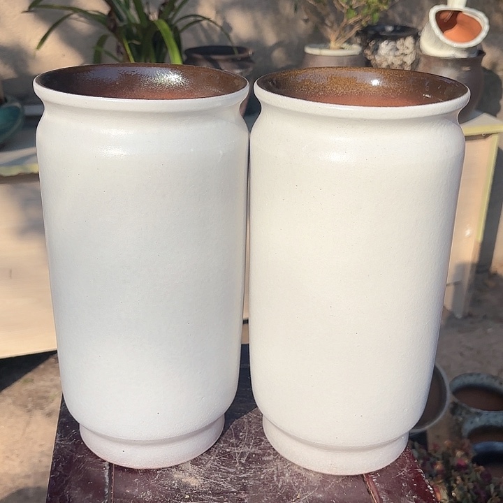 紫砂茶碗白直两个口径15高度30