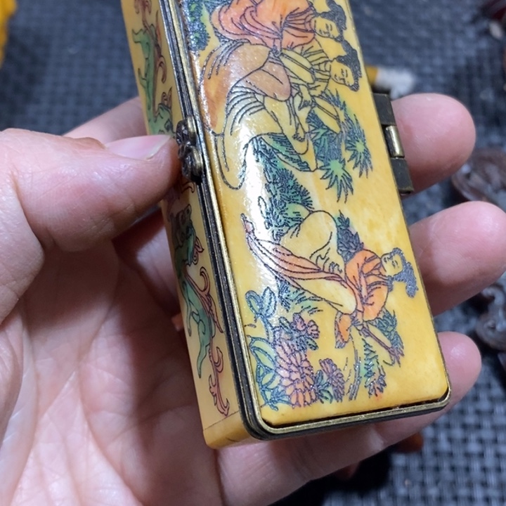 滴血莲花菩提吊坠