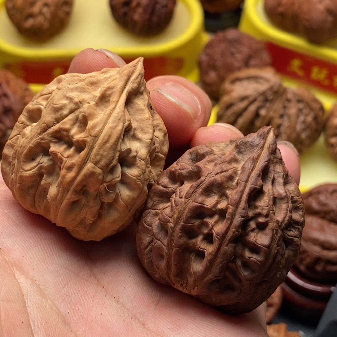 老***巫吊坠文玩核桃磕尖63