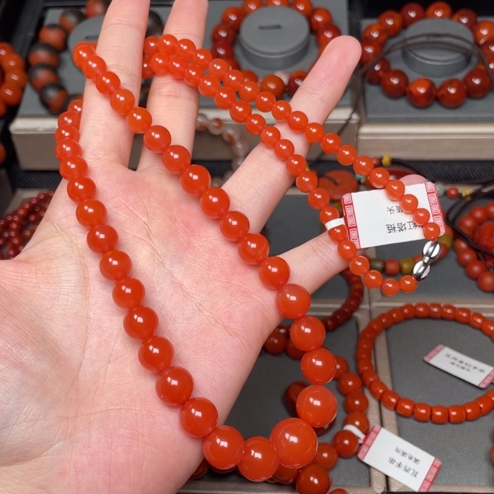 南红玛瑙手链未镶嵌花**贵