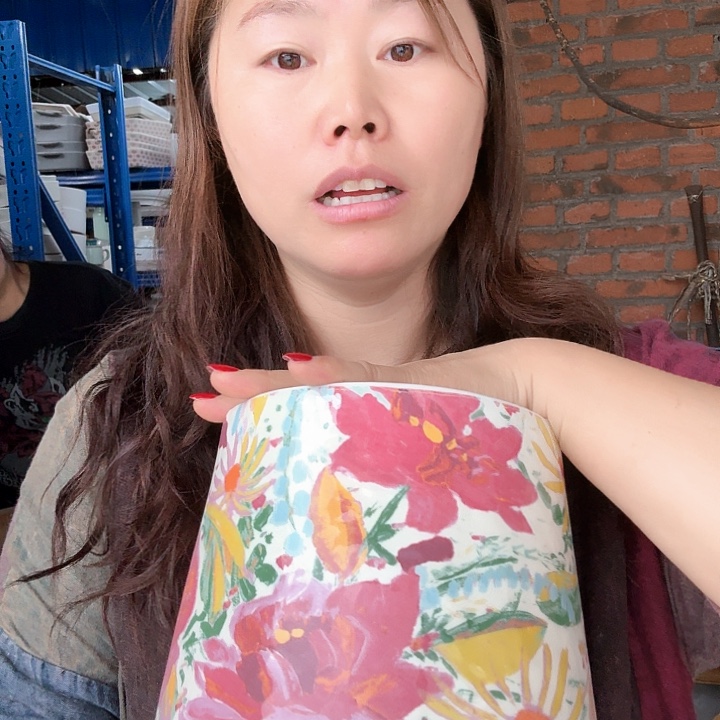 大号油画罐子微瑕