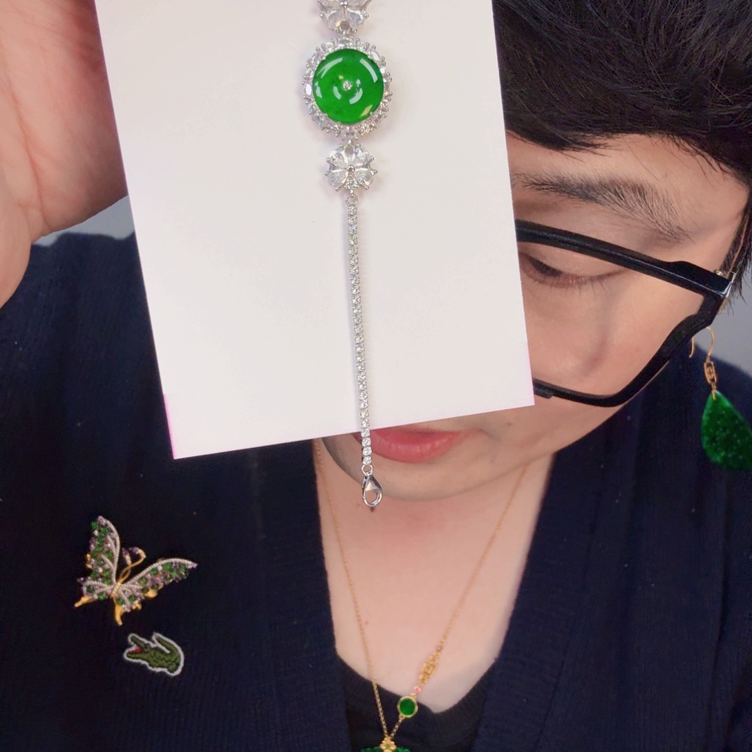 翡翠颈饰未镶嵌一个