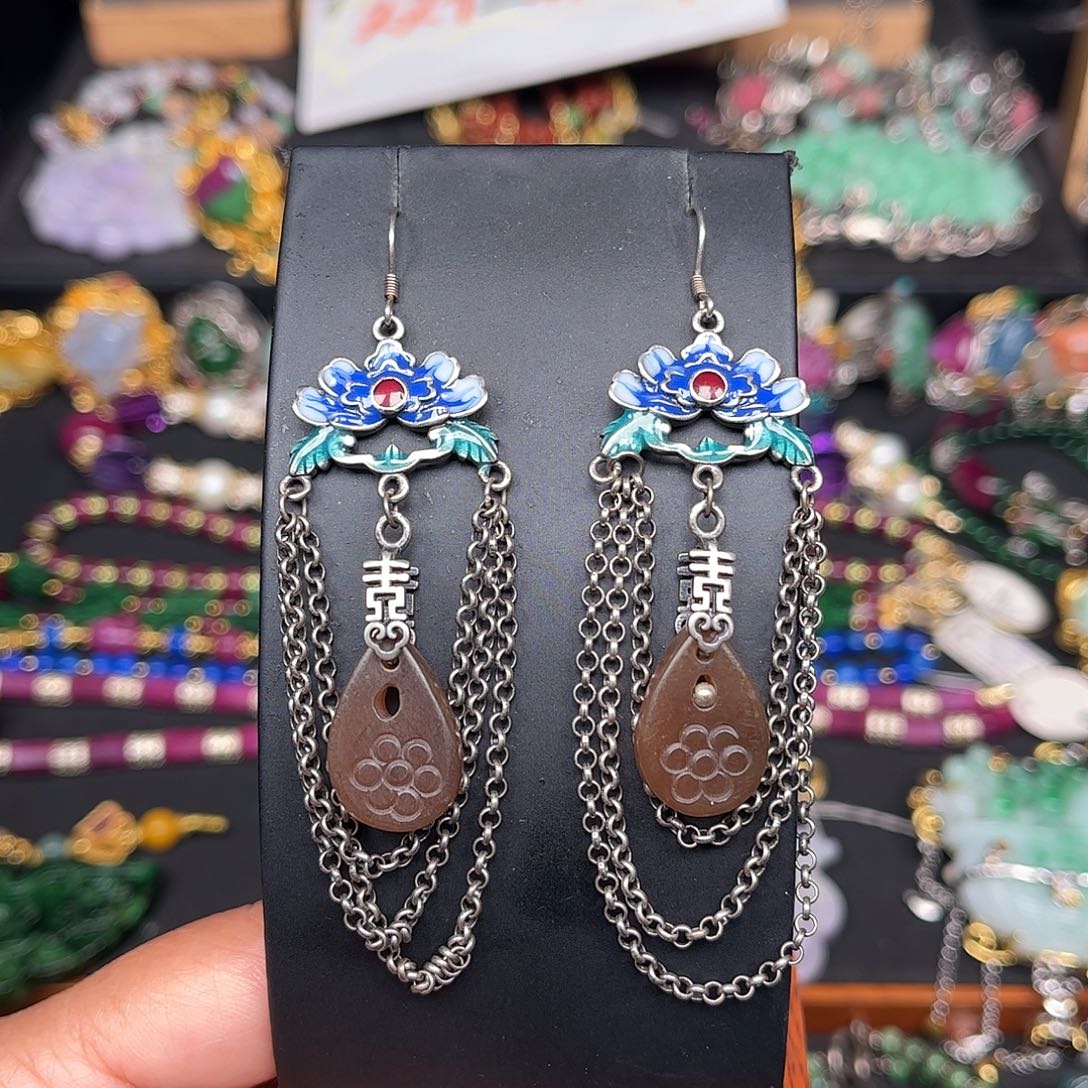 翡翠未镶嵌耳饰双十二直降价不议论