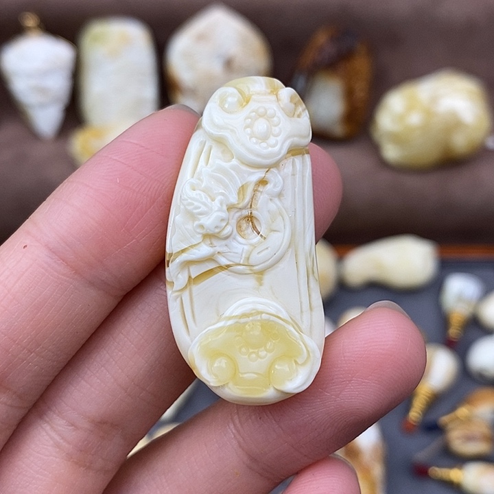 琥珀裸石未镶嵌福在眼前z10