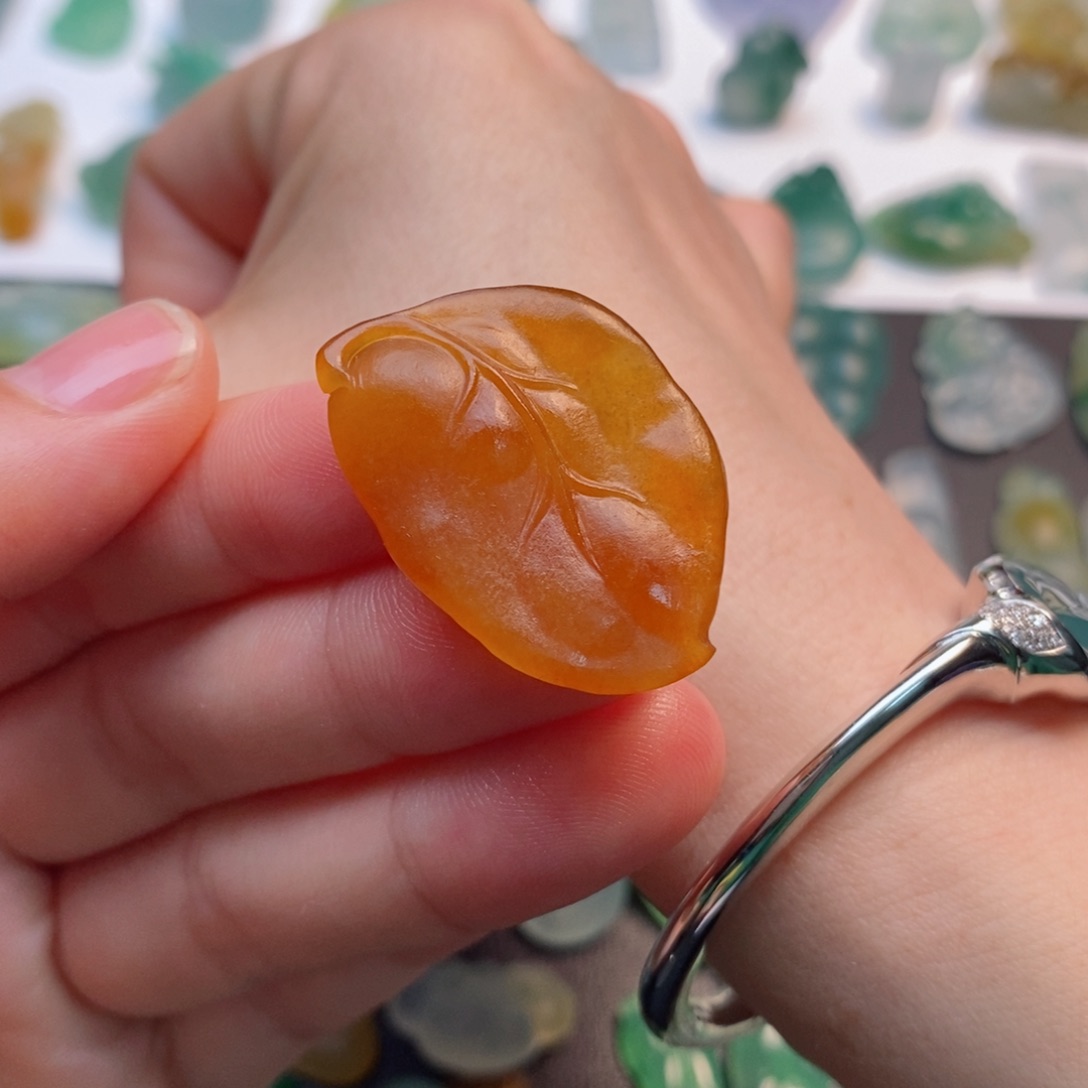 定制翡翠未镶嵌树叶