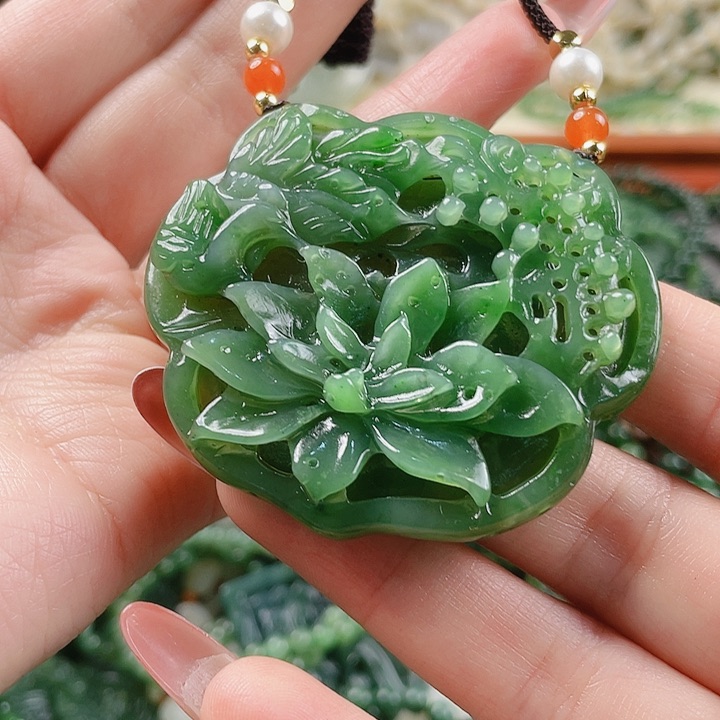 未镶嵌和田玉挂件