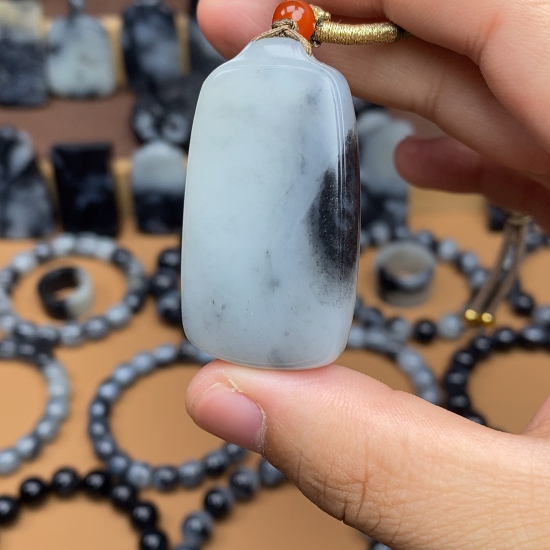 【闪购商品】和田玉颈饰未镶嵌天*轩