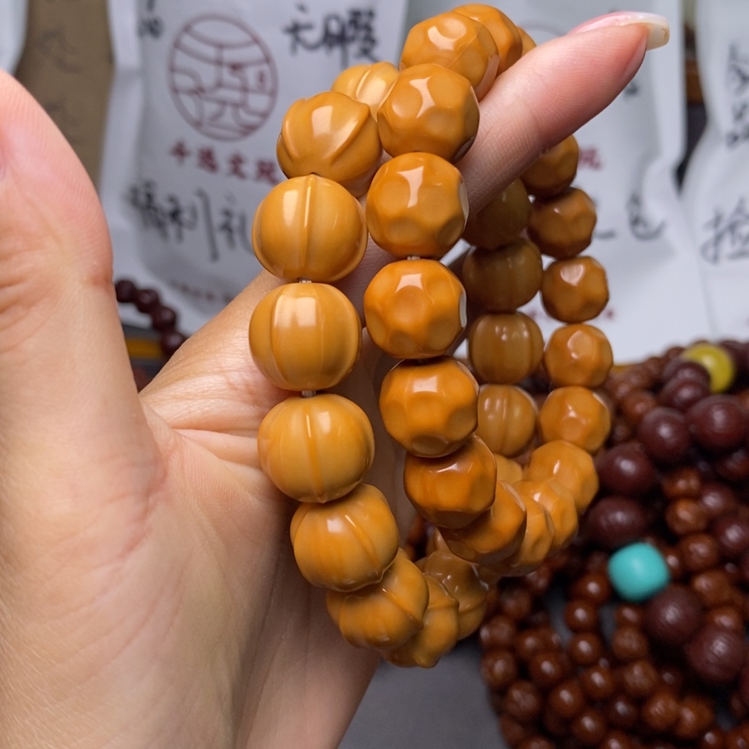 猴头核桃手串奶酪鲨鱼