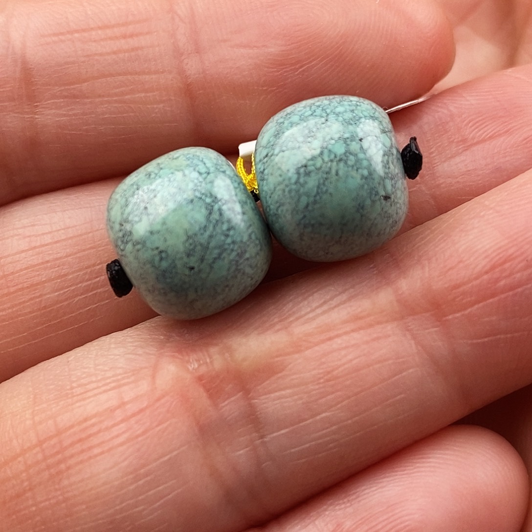 绿松石未镶嵌原矿