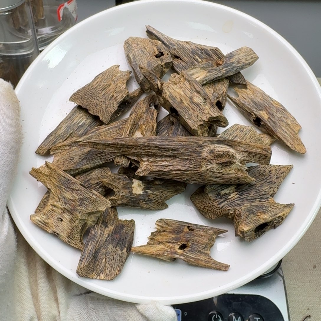 沉香沉香碎屑50克