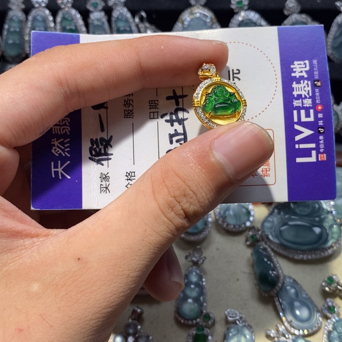 翡翠银S925镶嵌颈饰翡翠
