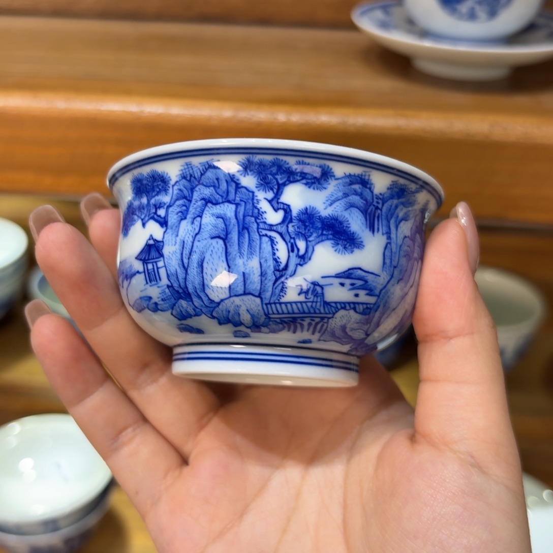 杯子………………………………………………