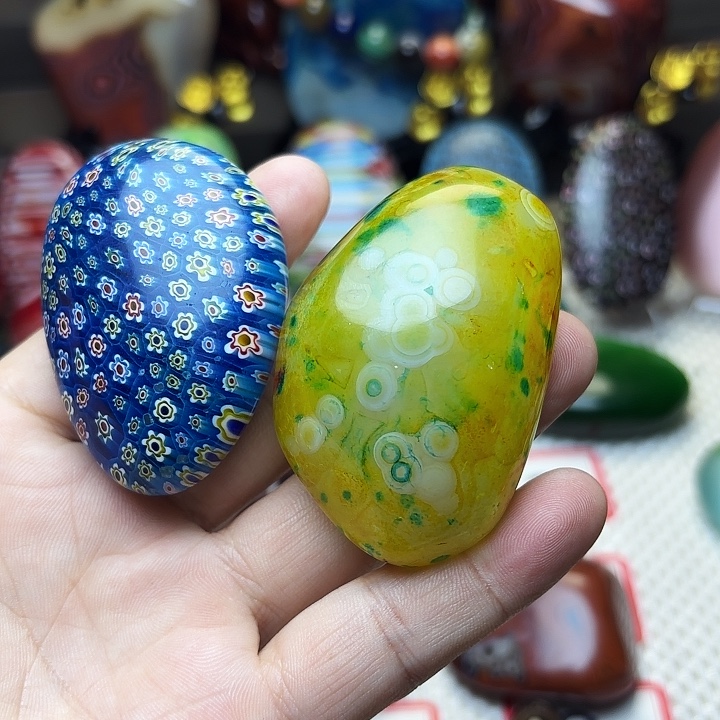 枫***飘玛瑙/玉髓未镶嵌珠宝半成品