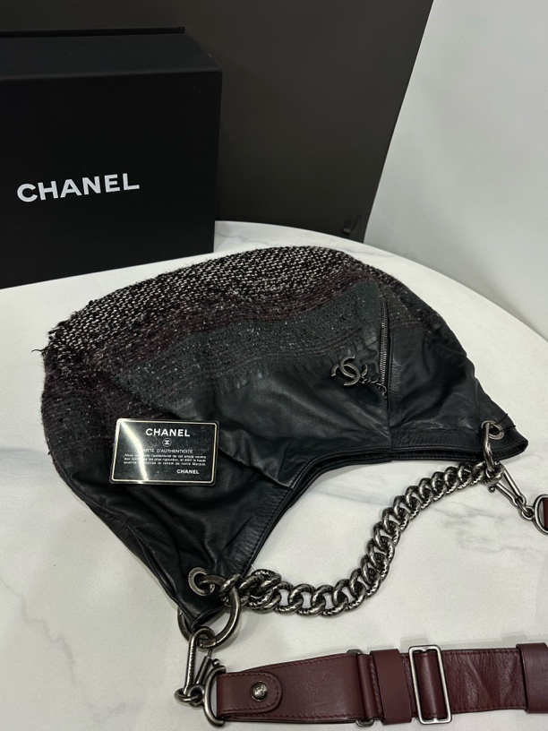 95新 Chanel/香奈儿 熔岩链hobo包17开卡38cm/0485010909