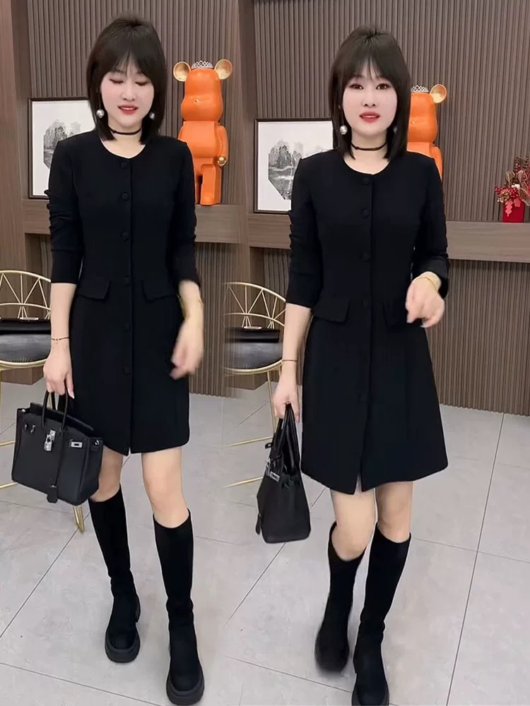 秋季气质高档黑色西服外套早秋新款百搭长袖修身遮肉纯色净版外套