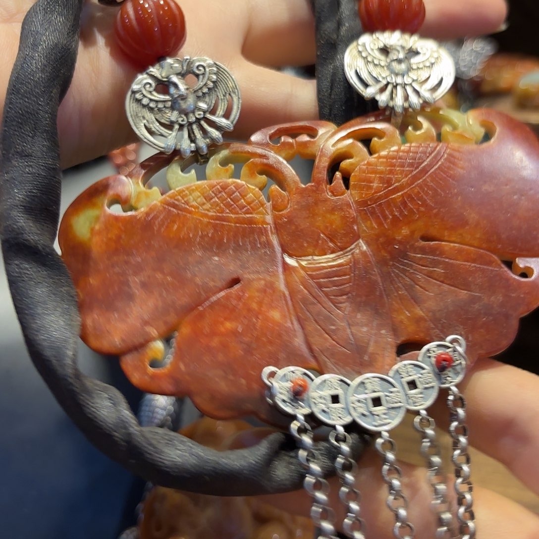 雨***》翡翠未镶嵌颈饰原创