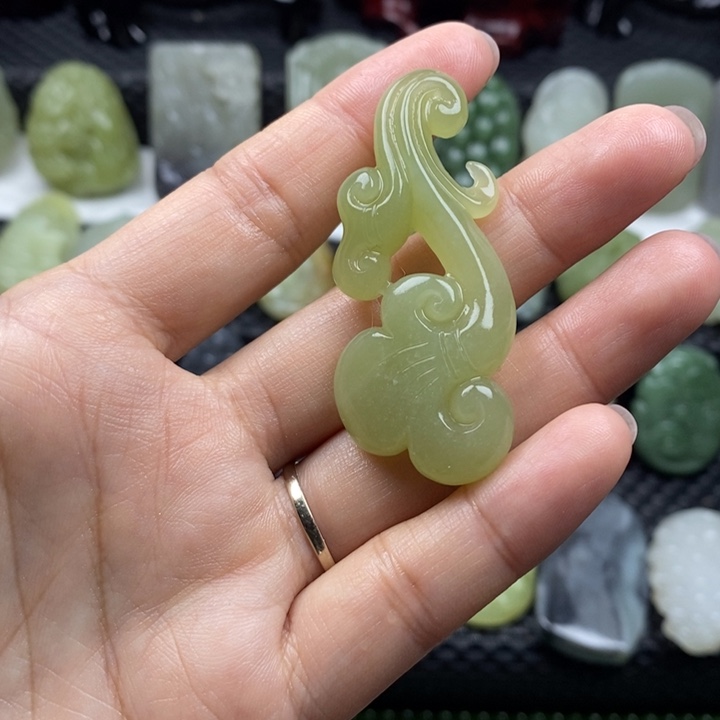 和田玉未镶嵌颈饰20