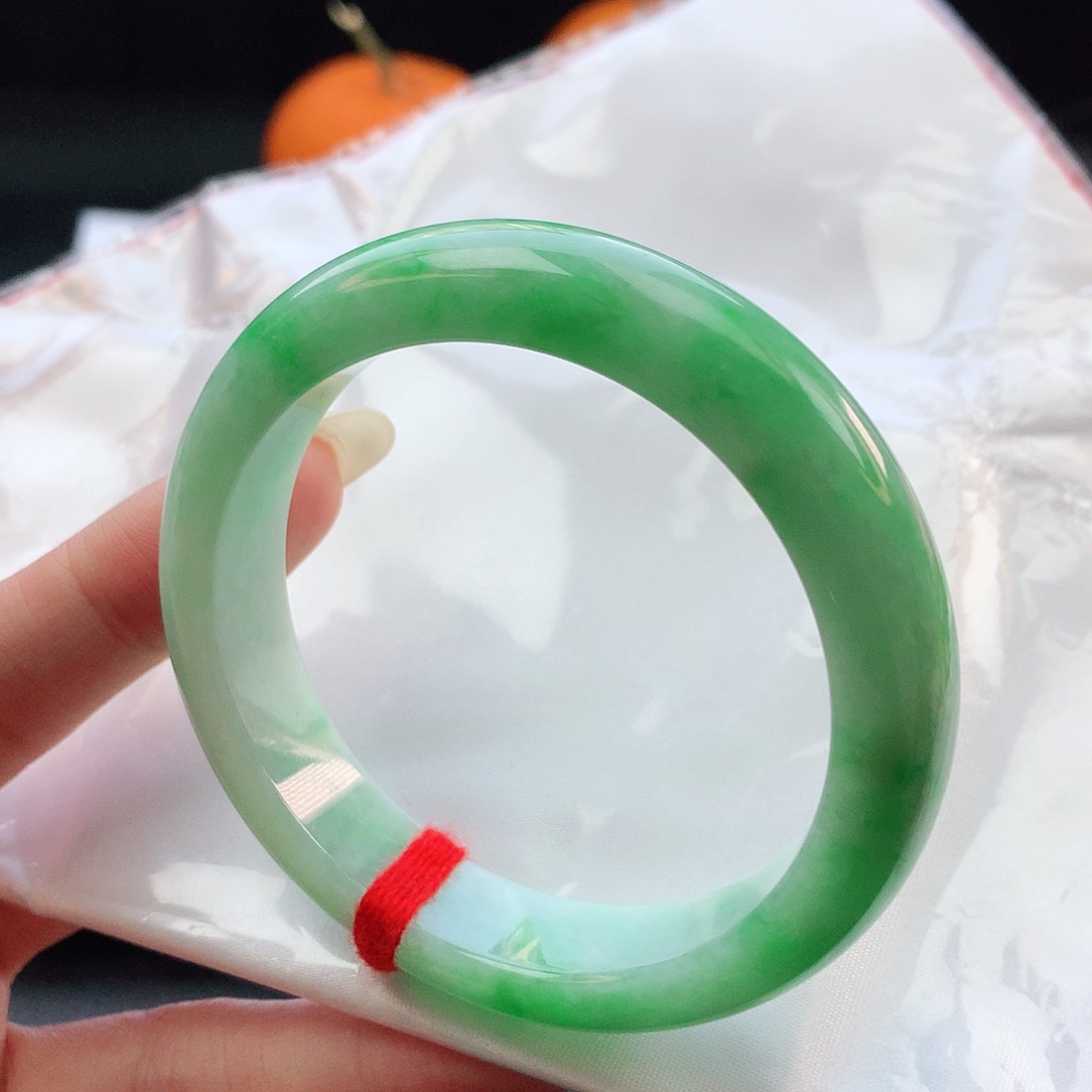 翡翠手镯未镶嵌56圈口882368