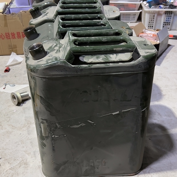 20升没盖油桶装17元子