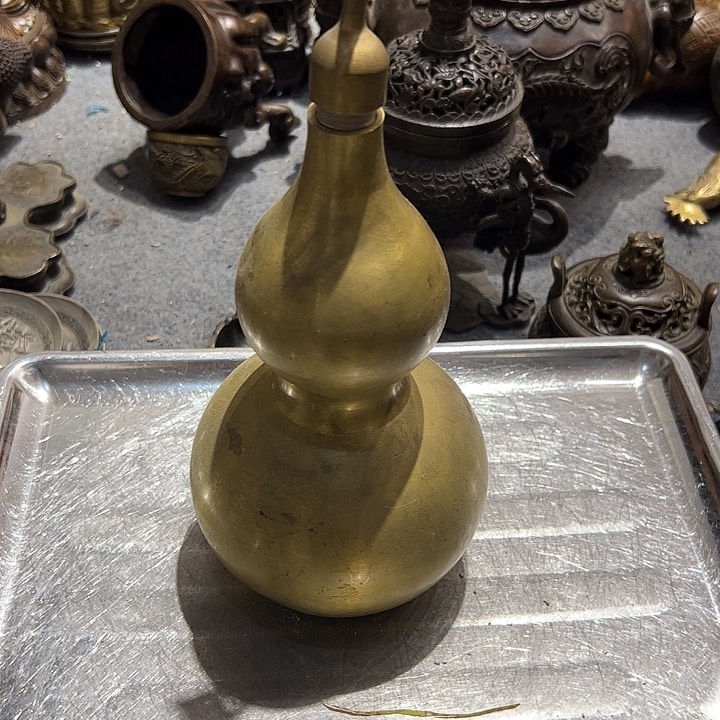 汪*恩微瑕疵黄铜摆件工艺品