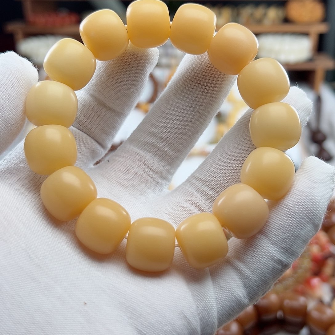 菩提根/象牙果手串卡16.5 干磨瑕疵S11