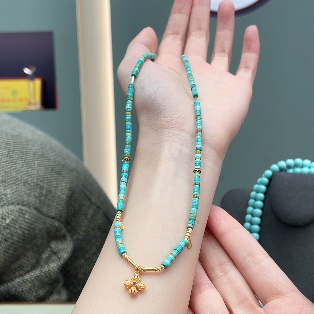 绿松石18K金镶嵌颈饰