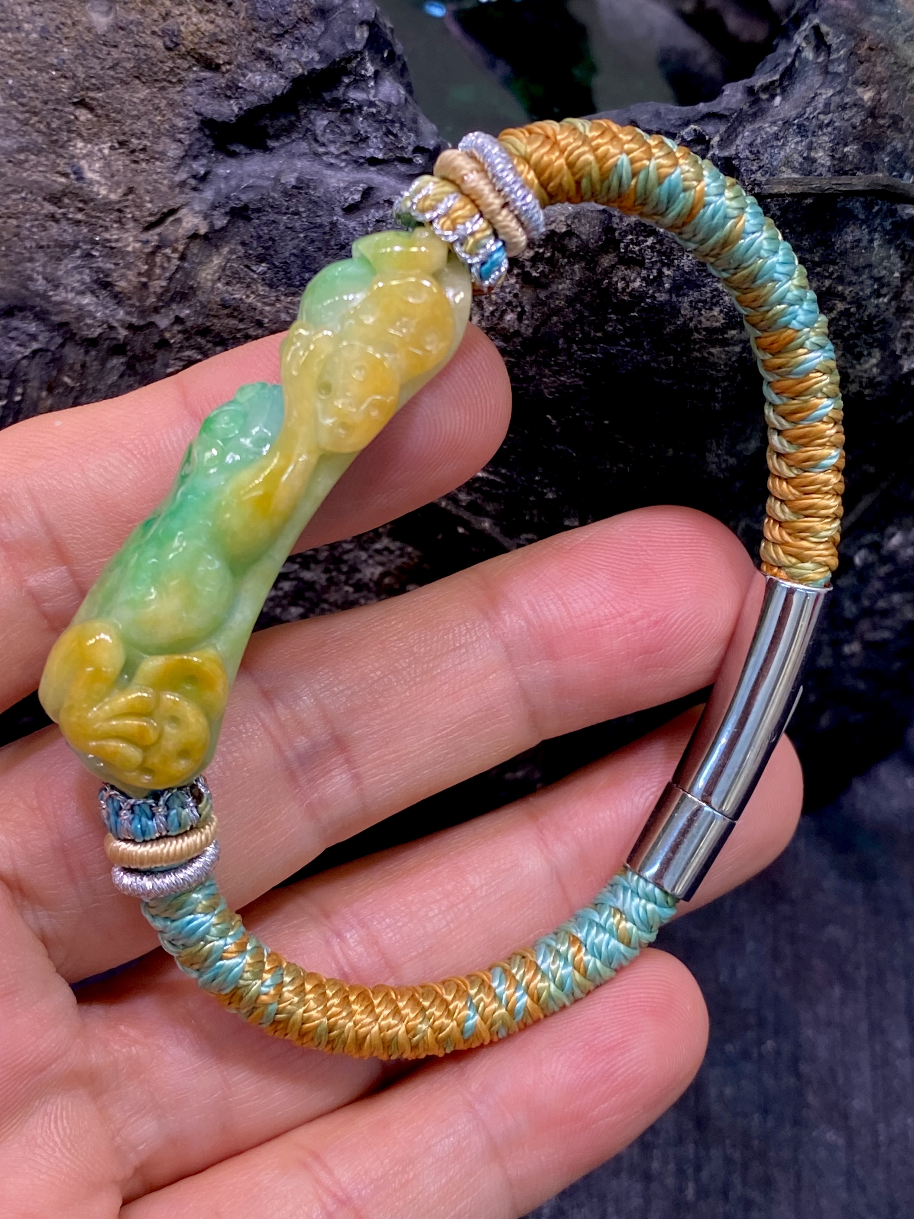 三彩翡翠呱呱来财手链
