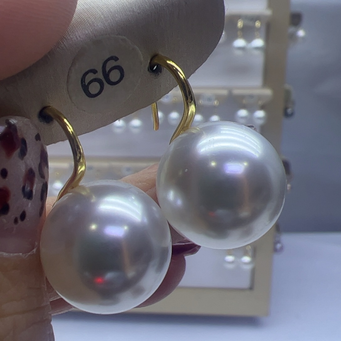 淡水珍珠耳饰18K金镶嵌