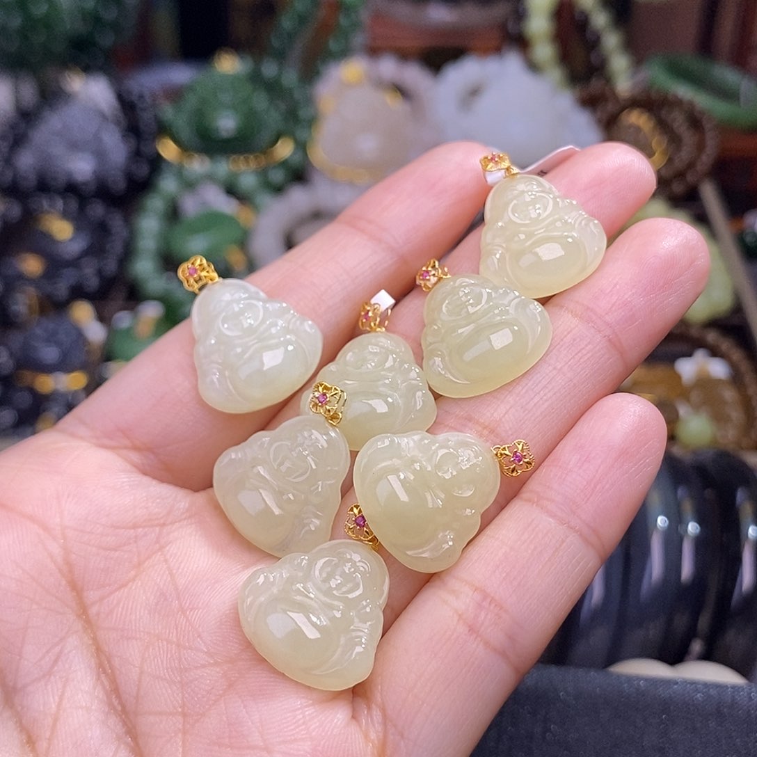 和田玉未镶嵌颈饰多样性发一 18.K金黄口佛公