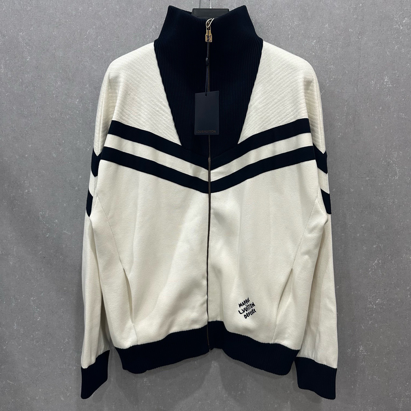 未使用 LouisVuitton/路易威登 白色条纹刺绣针织夹克L码007199