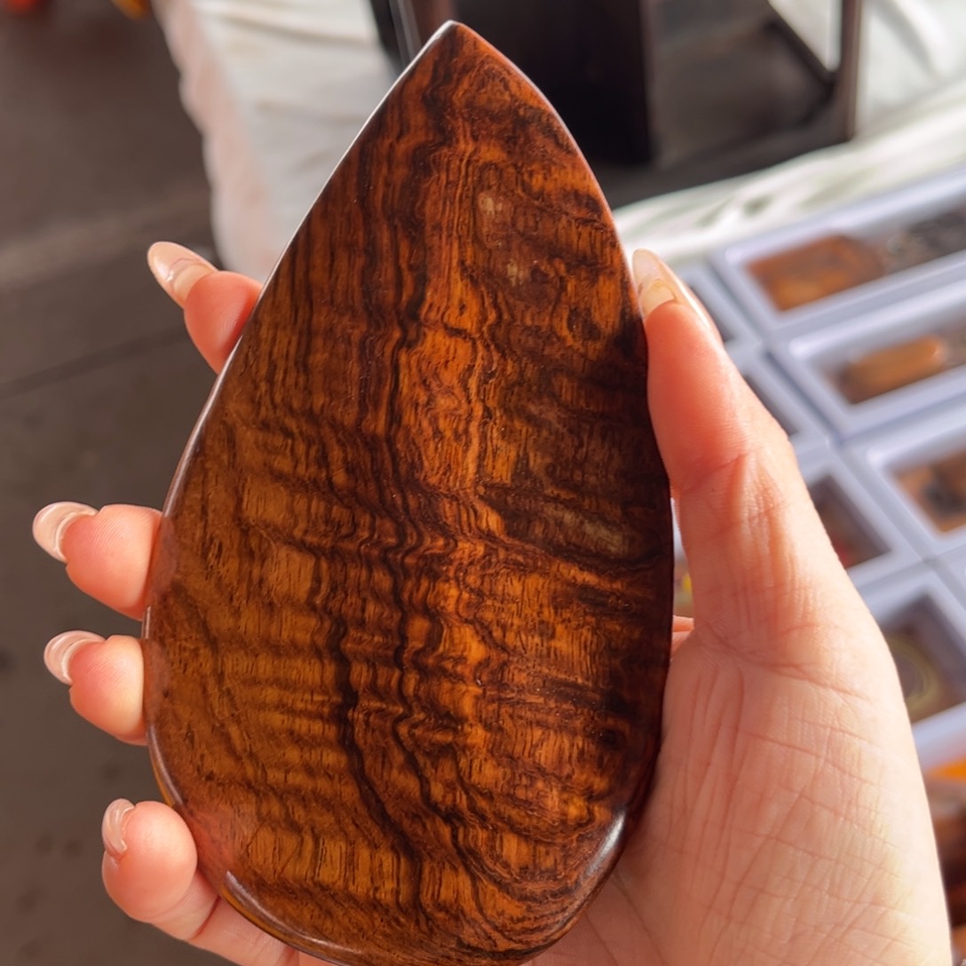 檀香紫檀（小叶紫檀）ℳ****ゝ