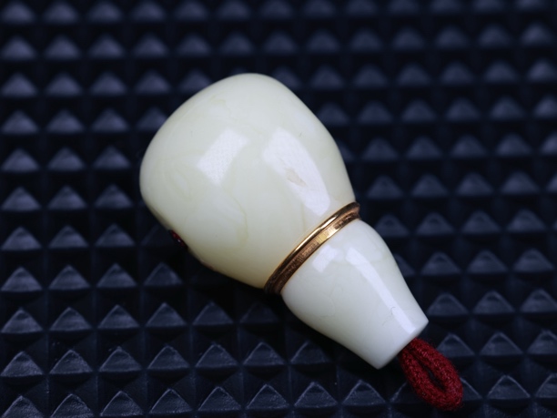 19mm奶白18K金腰带蜜蜡分体三通一物一图一证
