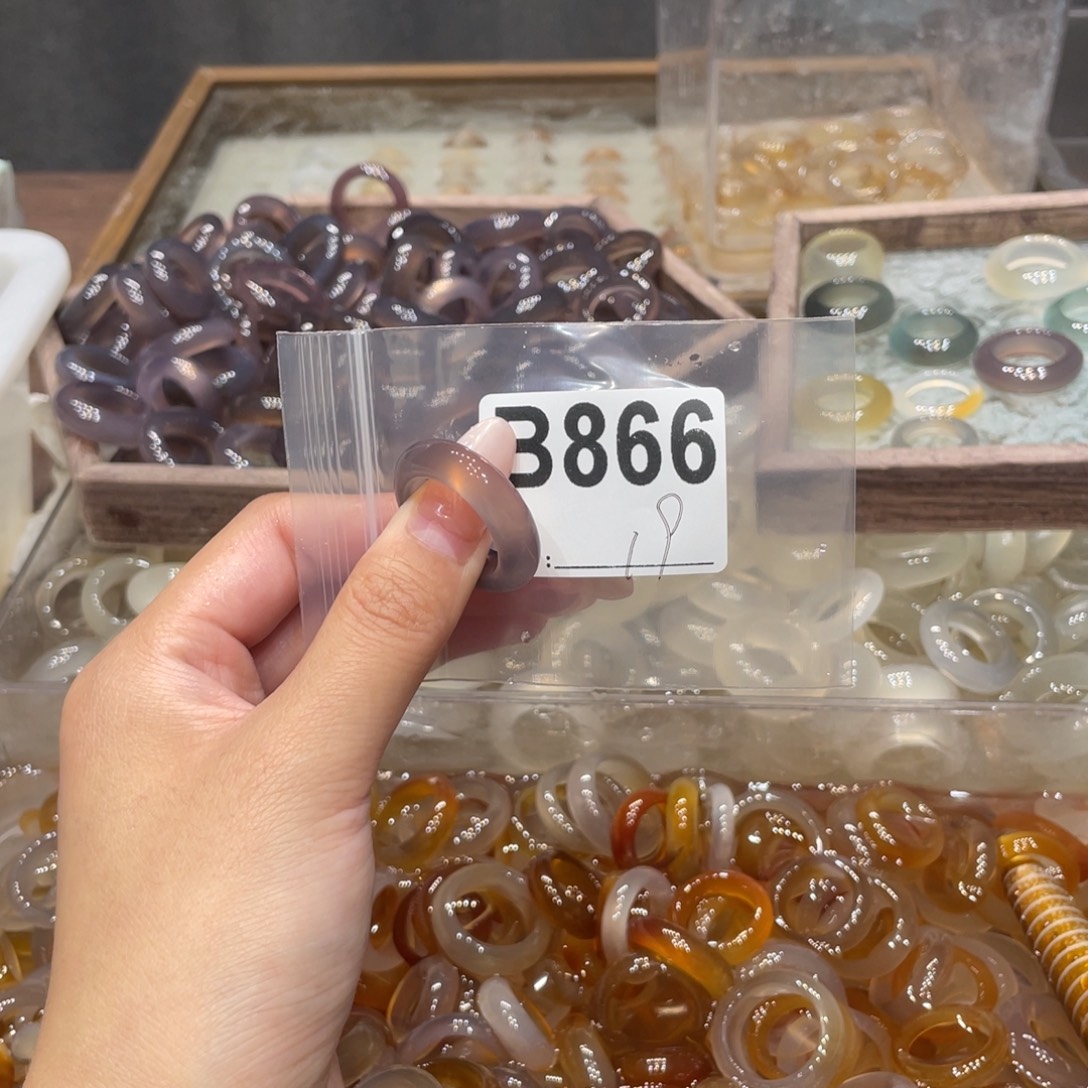 玛瑙/玉髓未镶嵌戒指866